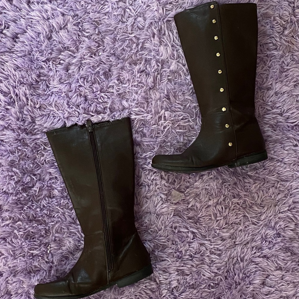 Micheal Kors Boots